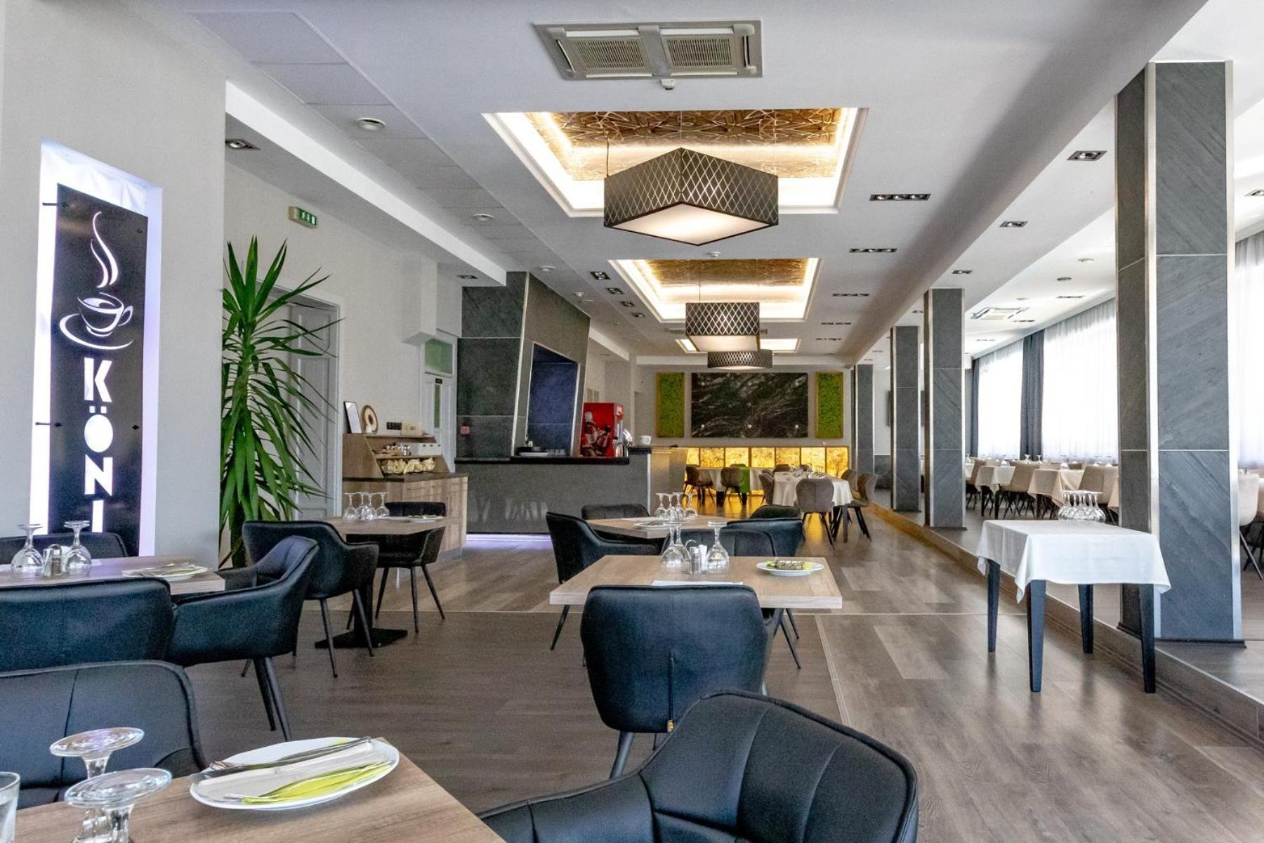 Koenig Hotel Nagykanizsa Bagian luar foto